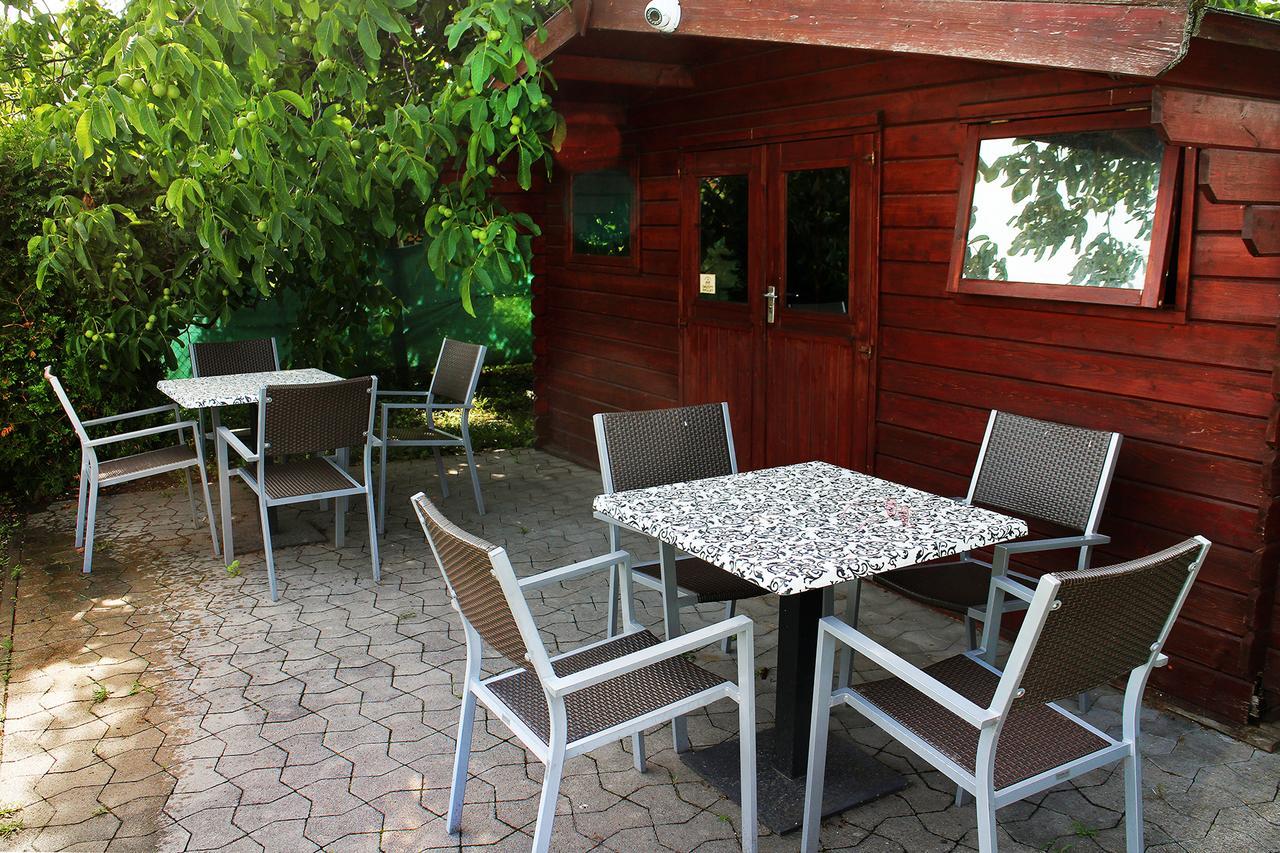 Bed and Breakfast Marben Panzió Hegykő Exterior foto